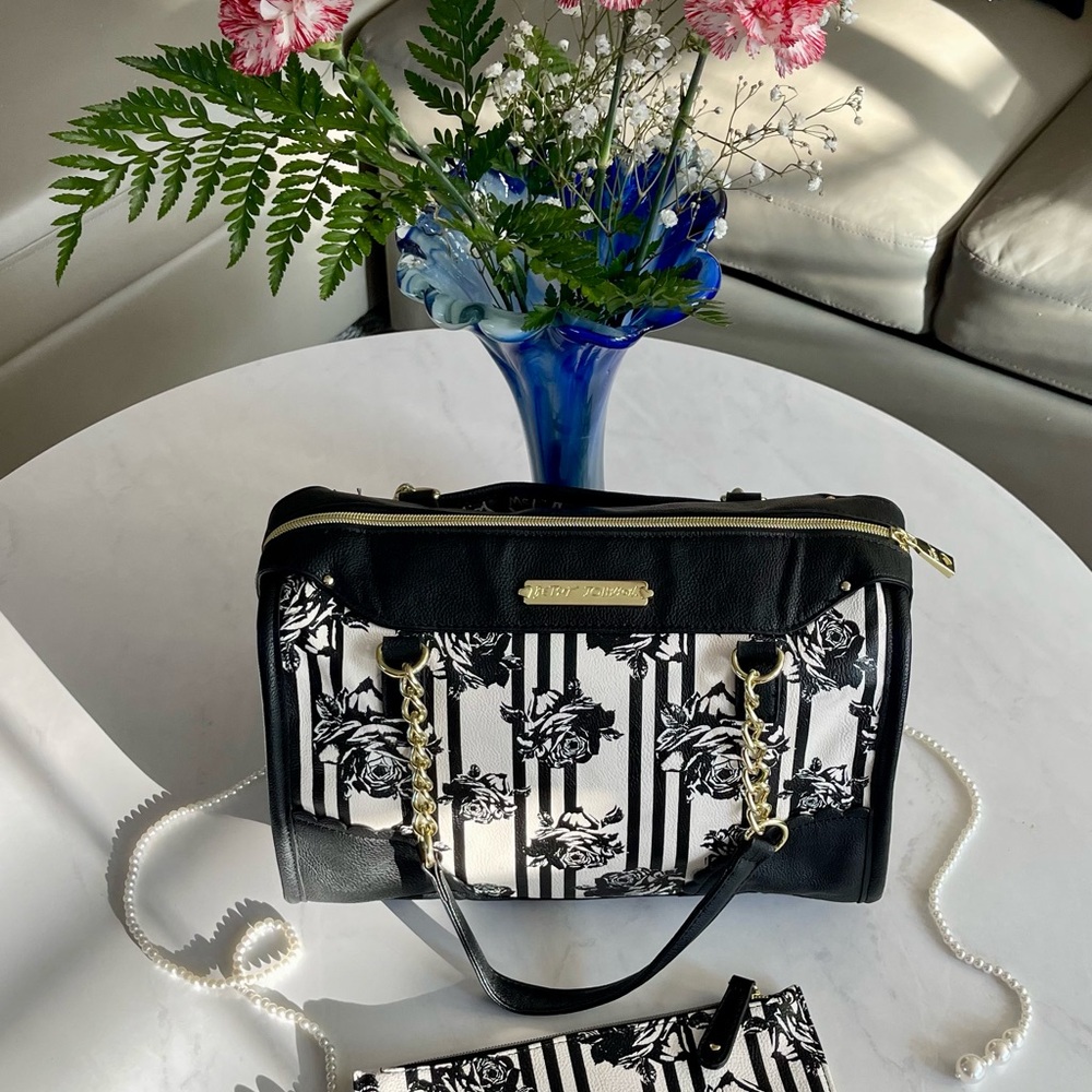 Betsy Johnson Black Rose Cream Gold Chain Handbag Purse